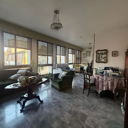 99 Tourist House Lame 112 Apartment Bologna
